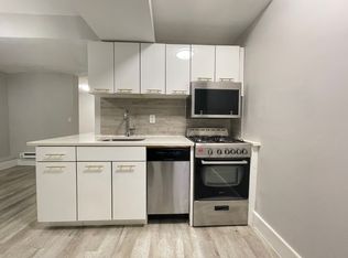 328 61st St #B200E, West New York, NJ 07093