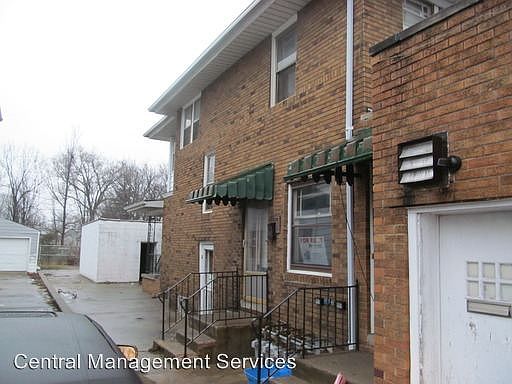 1st image of 1523 1/2 Lincoln Way W