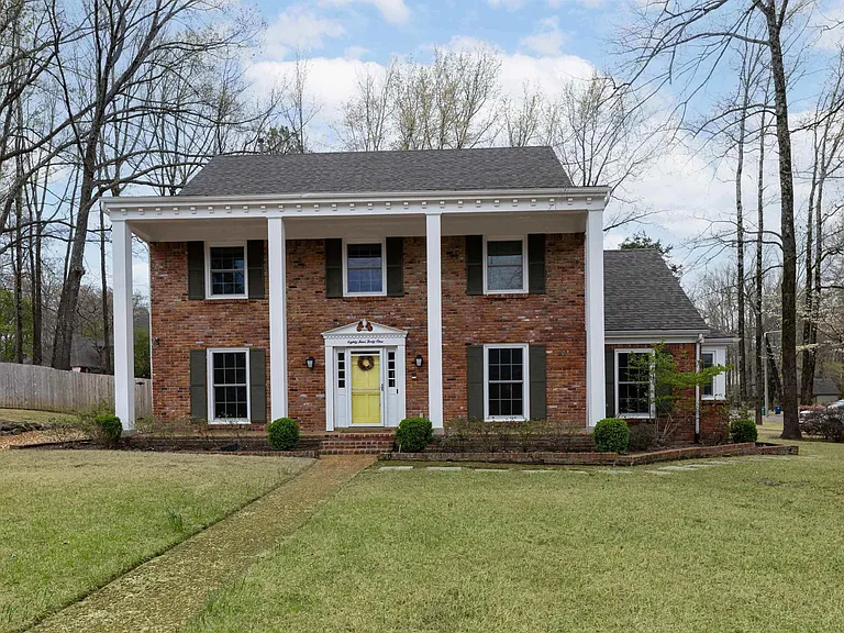 8441 Dogwood Rd — Photo 1