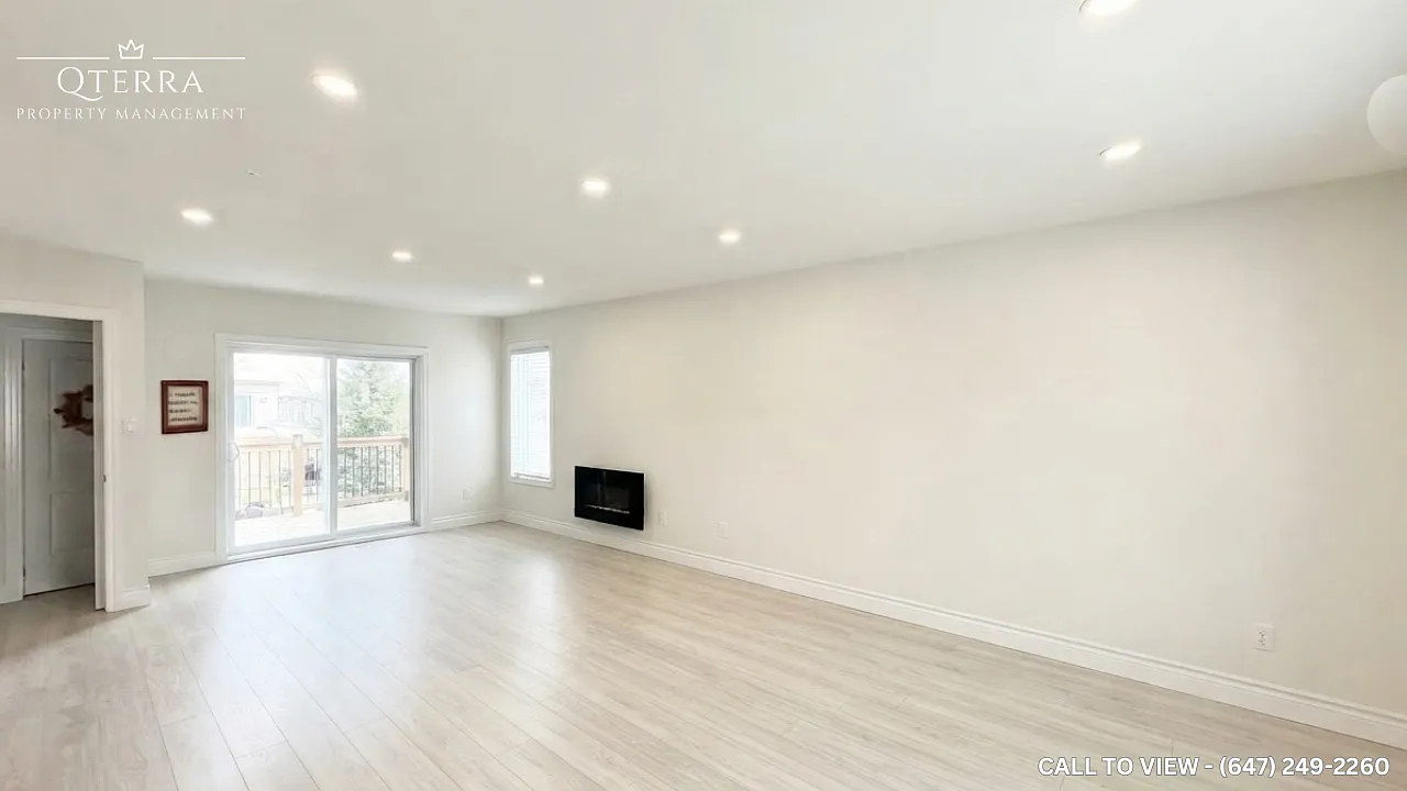 2 bed, 900 sqft, $2,350 — Photo 1