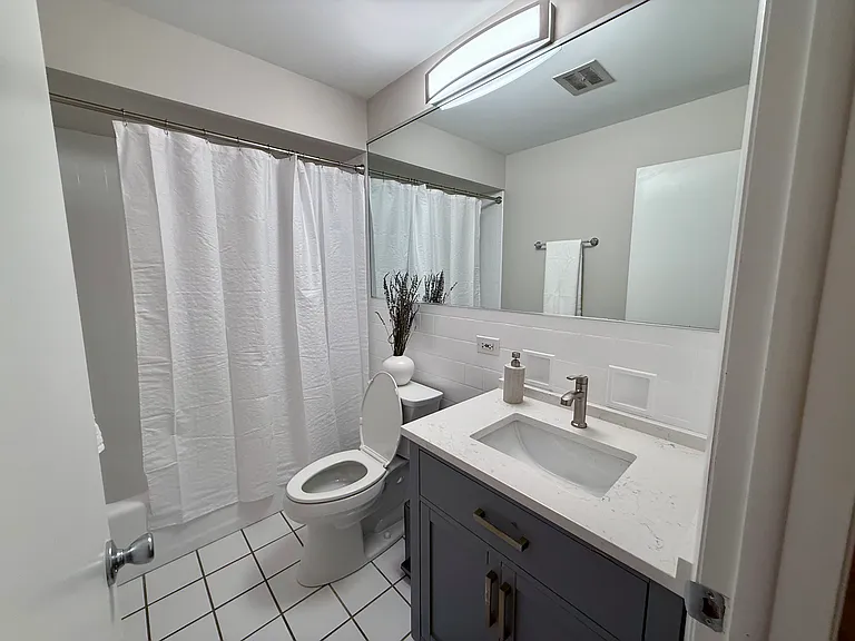 406 Franklin Ave #2A — Photo 7