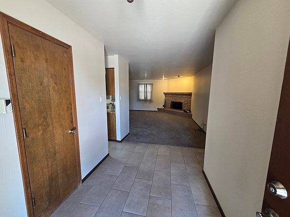 3rd image of 210 Monte Largo Dr NE