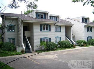 515 Lake St #3, Saugatuck, MI 49453