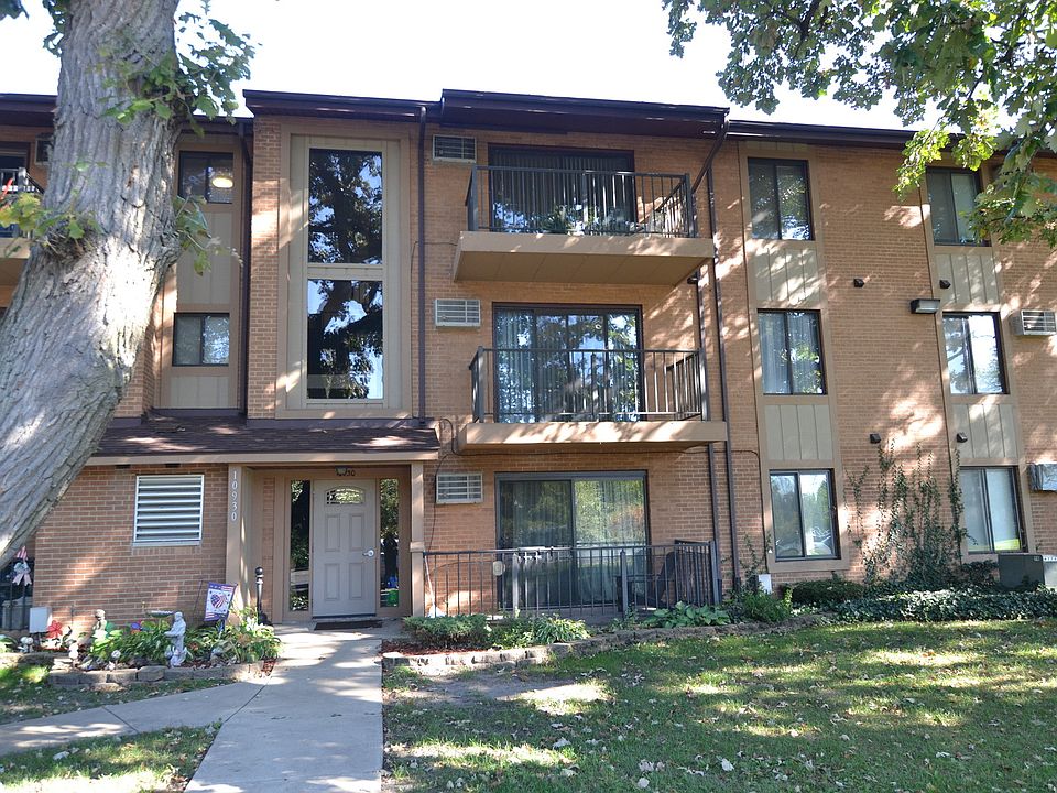 1st image of 10930 S Worth Ave Unit 6