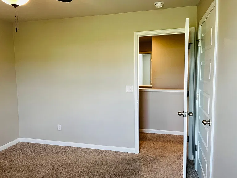 19 White Spruce Way — Photo 37
