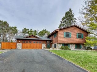 8005 Cheyenne Ave, Chanhassen, MN 55317