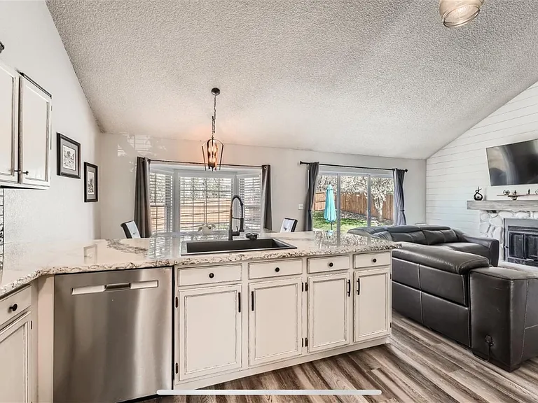 5954 S Netherland Cir — Photo 11