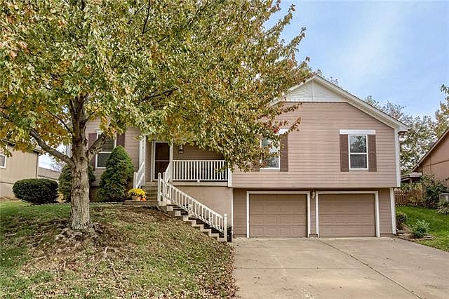 1st image of 2216 NE Summerfield Dr
