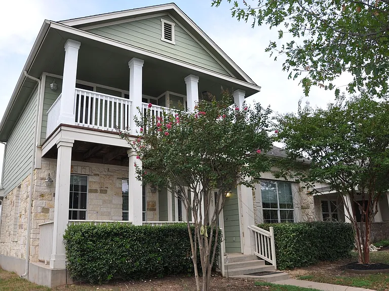 1501 Big Thicket Dr — Photo 1
