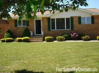 15711 Hocking Blvd, Brookpark, OH 44142