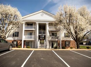 16518 Victoria Crossing Dr UNIT H, Grover, MO