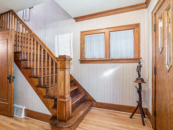 4th image of 503 Egleston Ave