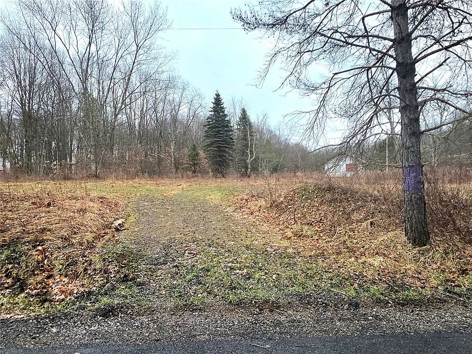1st image of 302 Burns Rd