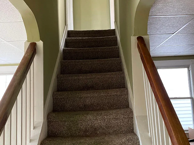 736 Main St — Photo 6