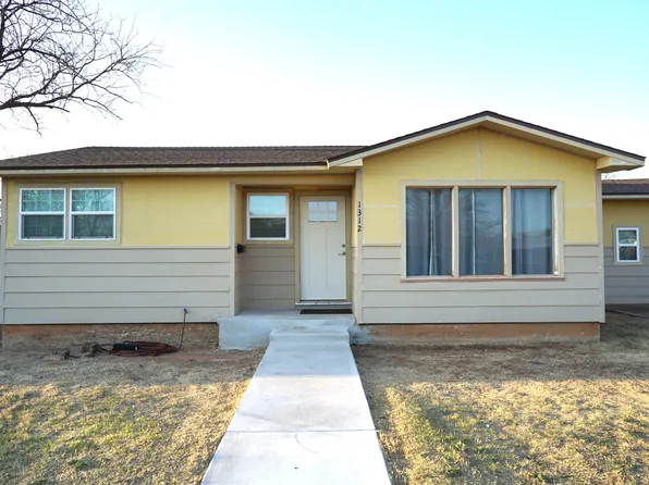 1312 E Lons St, Brownfield, TX 79316