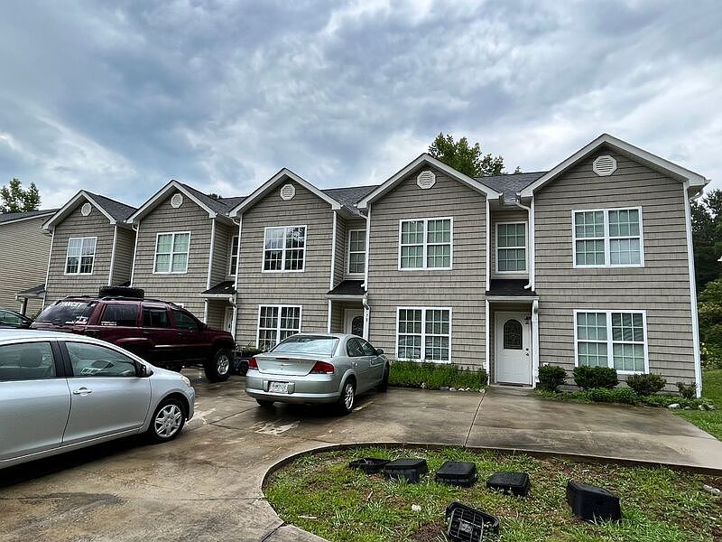 1st image of 78 Brown Estates Dr