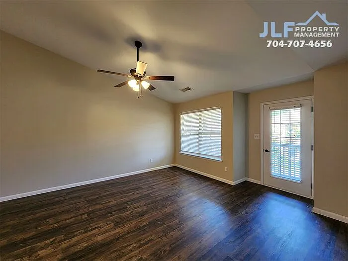 2342 Brendon Patrick Ct — Photo 6