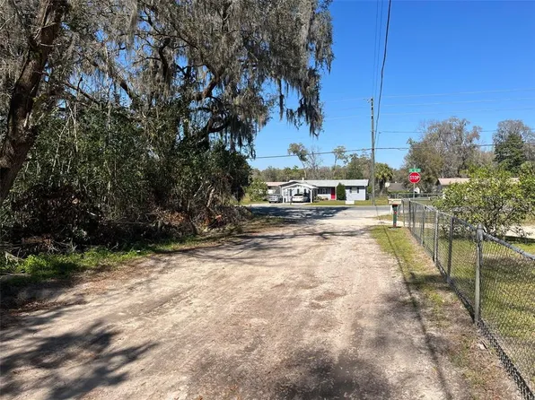 3220 SE 52nd St, Ocala, FL 34480