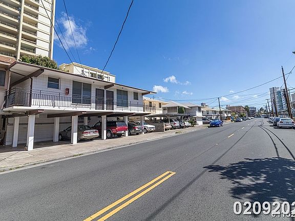 2nd image of 2202 Fern St APT B
