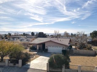 18875 Shoshonee Rd, Apple Valley, CA 92307