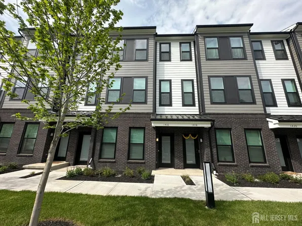 1416 Sadie Cir, New Brunswick, NJ 08901