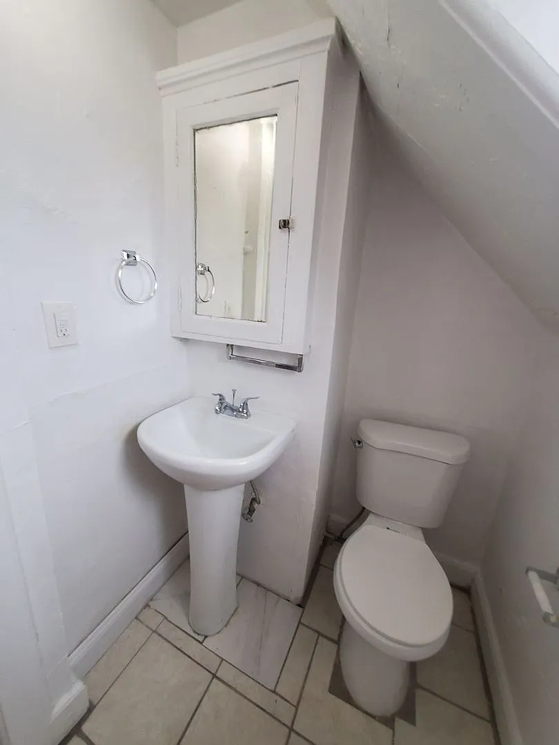 2857 N Hubbard St - 3 Unit — Photo 4