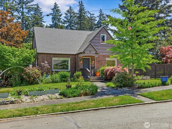 101 Eldorado Avenue, Fircrest, WA 98466