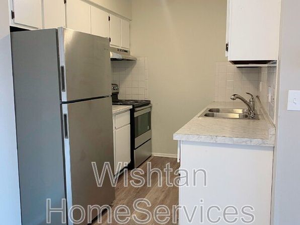 218 Charleston Blvd #1
