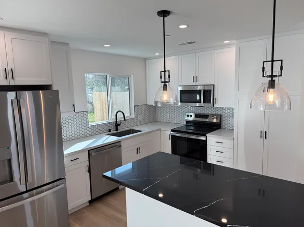 804 Poinsettia Ave, San Marcos, CA 92078