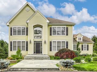 6 Heather Rdg, Highland Mills, NY 10930