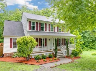 7722 Secretariat Ct, Midlothian, VA 23112