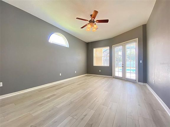 2nd image of 18117 Royal Forest Dr