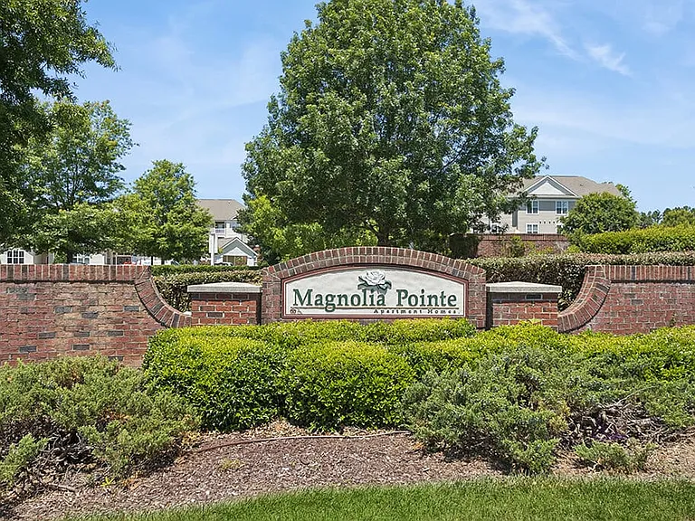 Magnolia Pointe — Photo 4