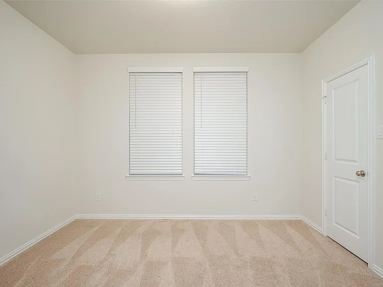 1634 Ryon Falls Dr — Photo 22