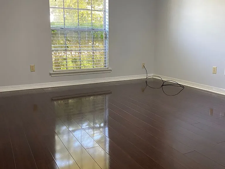 601 Rock Hollow Dr — Photo 18
