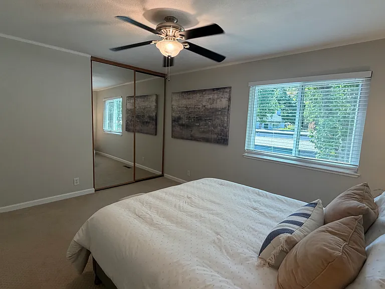 408 Old Orchard Ct — Photo 15