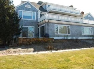 46 Gunning Point Rd APT 2, Falmouth, MA 02540