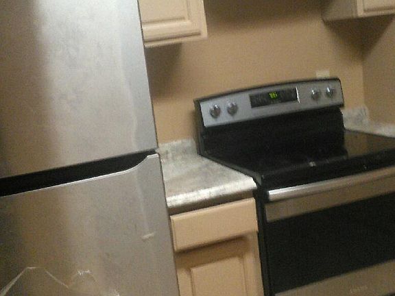 5th image of 3521 Bennett St