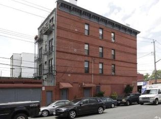253 Van Brunt St #6, Brooklyn, NY 11231