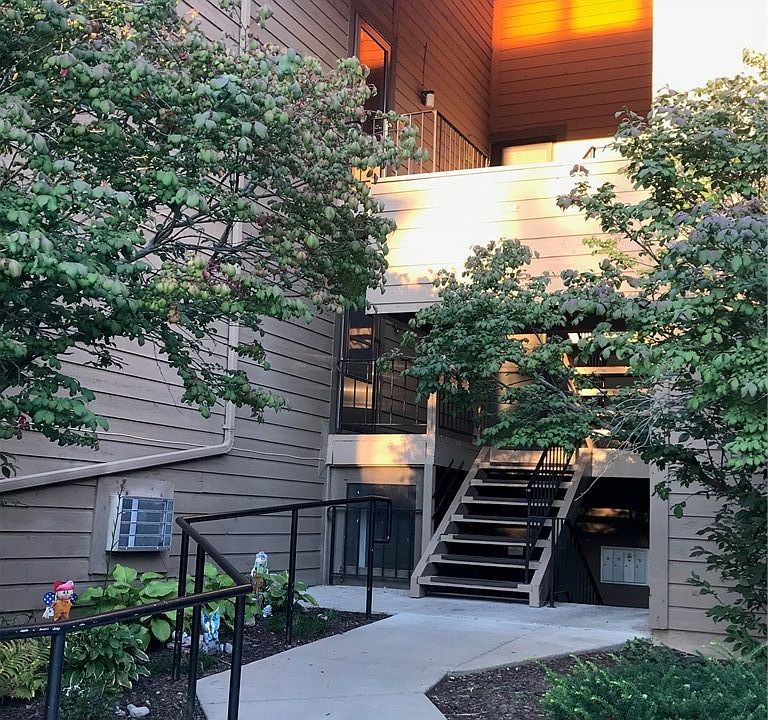 1st image of 311 Watertree Dr