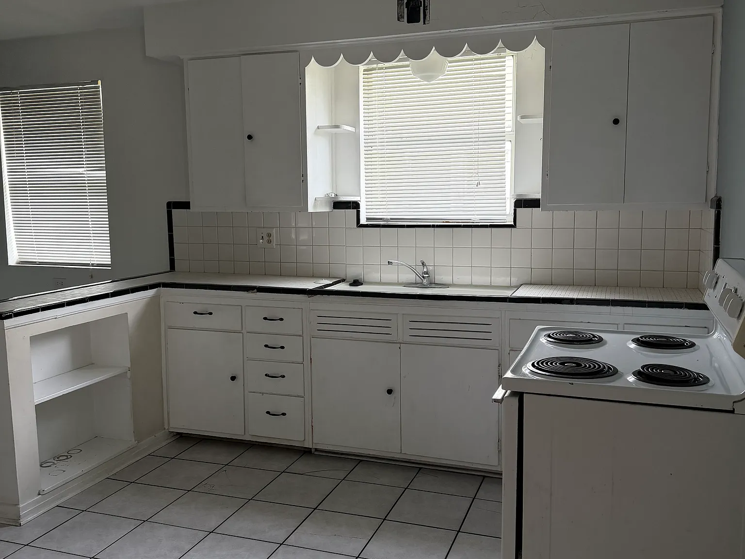 2 bed, 1500 sqft, $1,400 — Photo 3