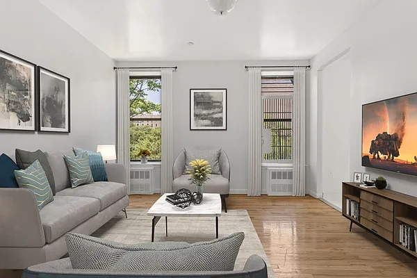 Sold by Compass | media 1