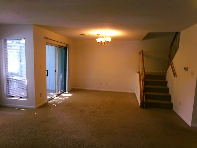 15 Pond Dr W — Photo 8