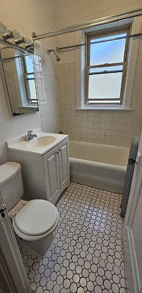 2956 W Belle Plaine Ave #3 — Photo 14