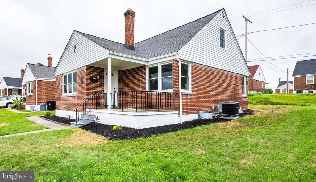 1823 Hanford Rd, Baltimore, MD 21237