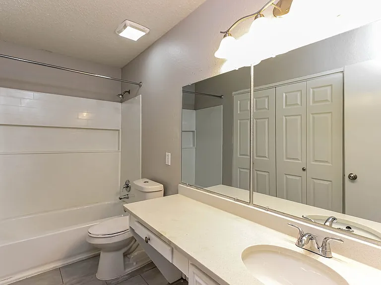 2009 Creek Royal Dr — Photo 11
