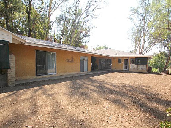 4th image of 10003 La Canada Way