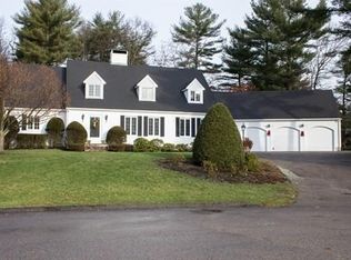 48 Ledgetree Rd, Medfield, MA 02052