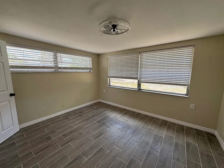 5636 Casino Dr — Photo 12