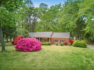 1452 S Twin Lake Rd, Virginia Beach, VA 23454